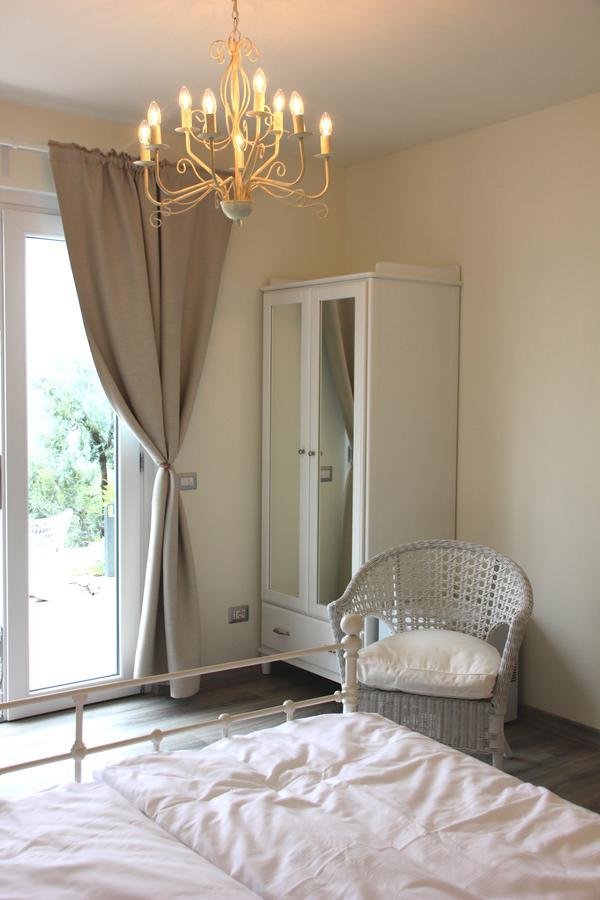 Oliveto Bed and Breakfast Limone sul Garda Exteriör bild